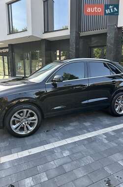 Внедорожник / Кроссовер Audi Q3 2014 в 