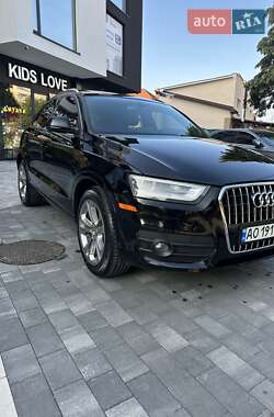 Внедорожник / Кроссовер Audi Q3 2014 в 
