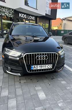 Внедорожник / Кроссовер Audi Q3 2014 в 