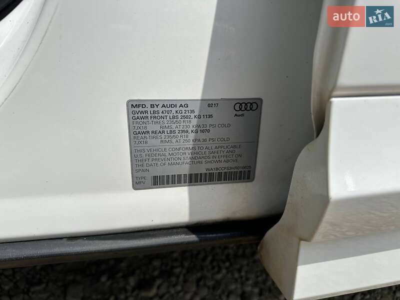 Внедорожник / Кроссовер Audi Q3 2017 в Стрые