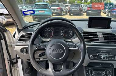 Внедорожник / Кроссовер Audi Q3 2017 в 