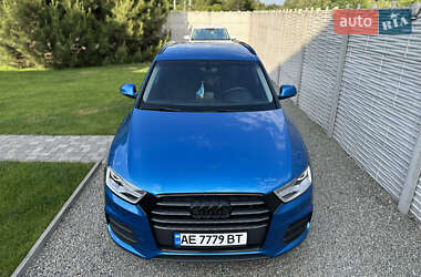 Позашляховик / Кросовер Audi Q3 2016 в Дніпрі