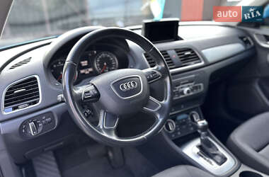Внедорожник / Кроссовер Audi Q3 2016 в 
