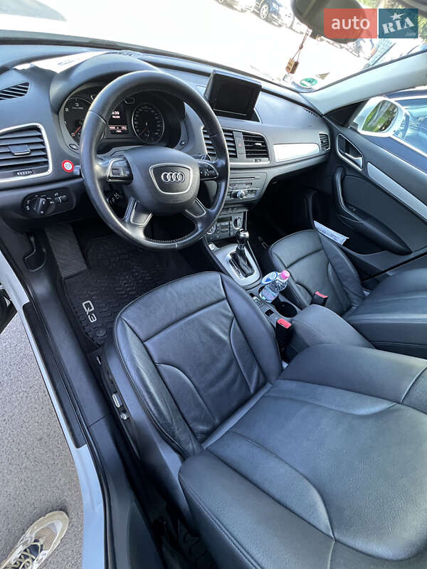 Внедорожник / Кроссовер Audi Q3 2013 в Луцке фото 13 Внедорожник / Кроссовер Audi Q3 2013 в Луцке