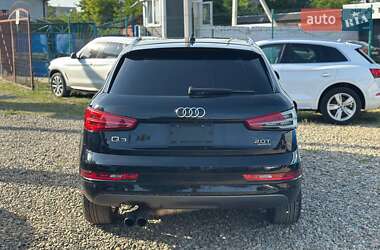 Внедорожник / Кроссовер Audi Q3 2016 в 