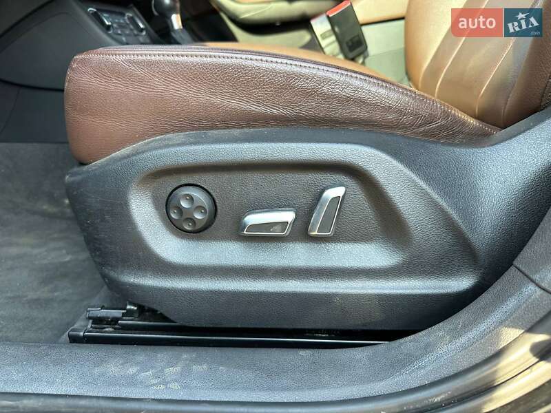 Позашляховик / Кросовер Audi Q3 2016 в Стрию