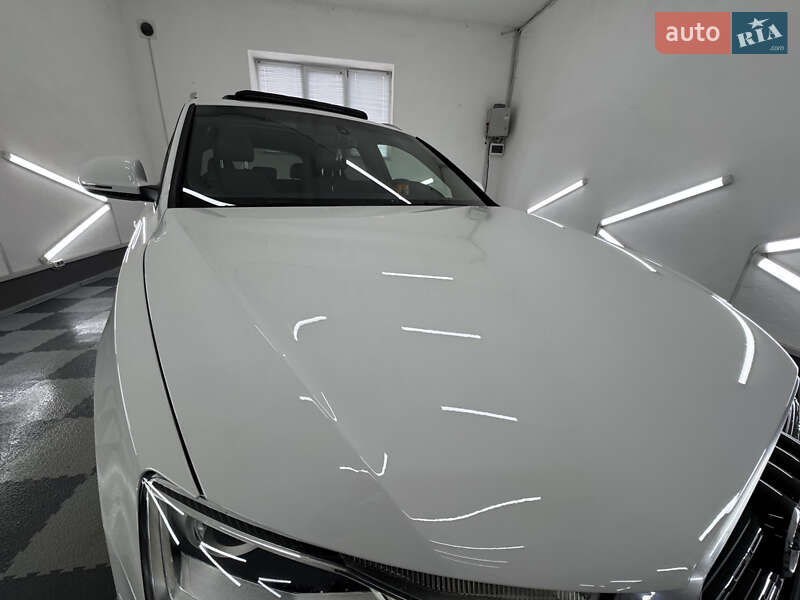 Внедорожник / Кроссовер Audi Q3 2018 в Трускавце