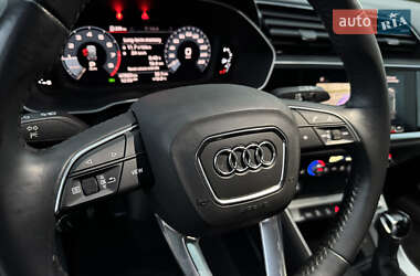 Внедорожник / Кроссовер Audi Q3 2019 в 