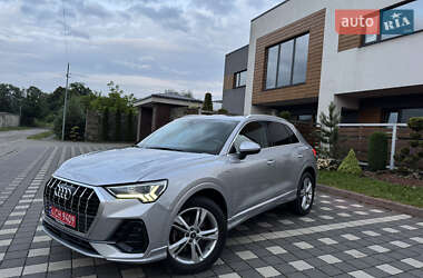 Внедорожник / Кроссовер Audi Q3 2019 в 
