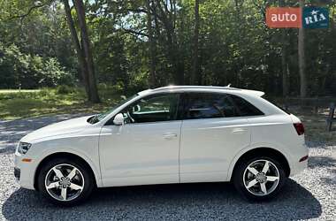 Внедорожник / Кроссовер Audi Q3 2015 в 