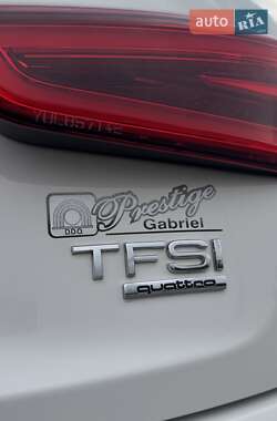 Внедорожник / Кроссовер Audi Q3 2015 в 