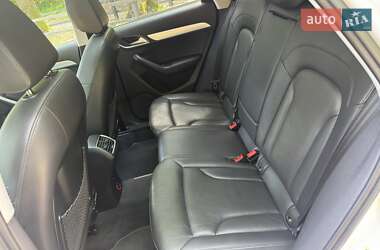 Внедорожник / Кроссовер Audi Q3 2015 в 