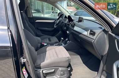 Внедорожник / Кроссовер Audi Q3 2013 в 