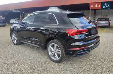 Внедорожник / Кроссовер Audi Q3 2019 в 