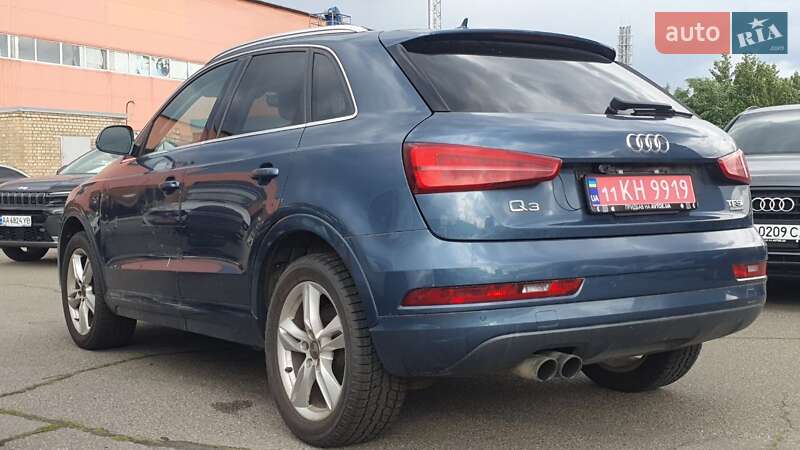 Внедорожник / Кроссовер Audi Q3 2016 в Киеве
