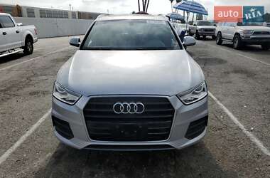 Внедорожник / Кроссовер Audi Q3 2015 в 