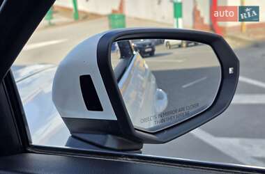 Внедорожник / Кроссовер Audi Q3 2019 в 