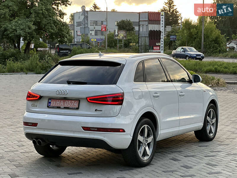 Внедорожник / Кроссовер Audi Q3 2015 в Ровно