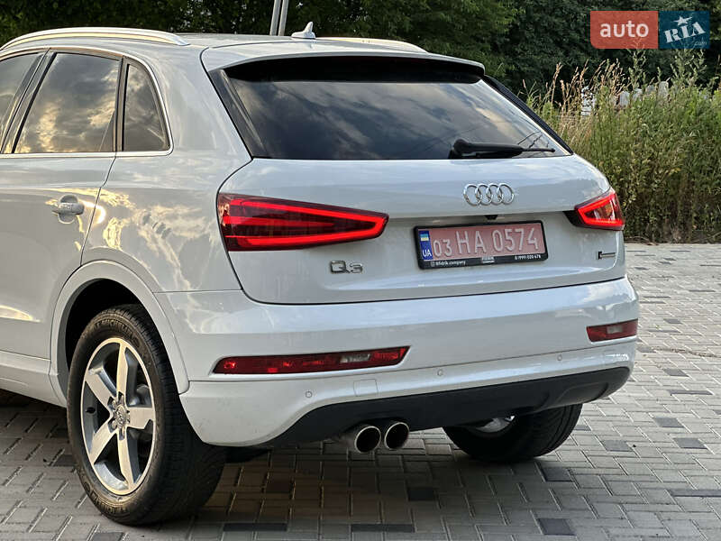 Внедорожник / Кроссовер Audi Q3 2015 в Ровно