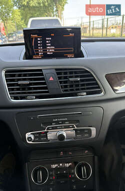 Внедорожник / Кроссовер Audi Q3 2015 в 
