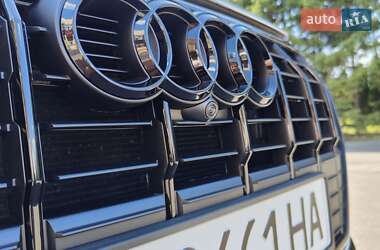 Внедорожник / Кроссовер Audi Q3 2022 в 