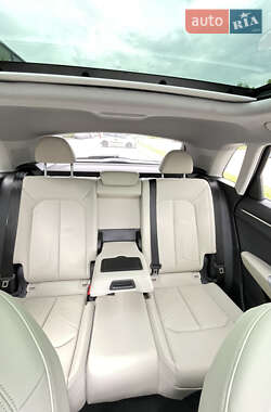 Внедорожник / Кроссовер Audi Q3 2024 в 