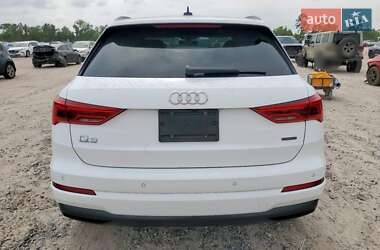 Внедорожник / Кроссовер Audi Q3 2024 в 