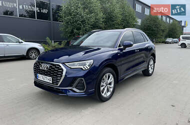 Внедорожник / Кроссовер Audi Q3 2024 в 