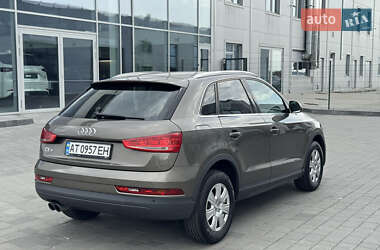 Внедорожник / Кроссовер Audi Q3 2016 в 