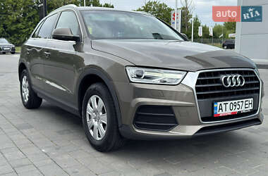 Внедорожник / Кроссовер Audi Q3 2016 в 