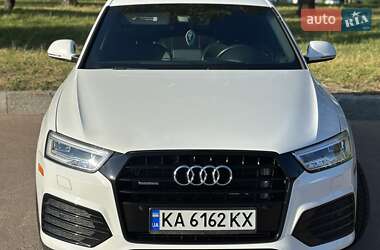 Внедорожник / Кроссовер Audi Q3 2017 в 