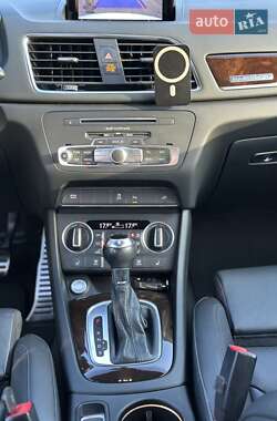 Внедорожник / Кроссовер Audi Q3 2017 в 