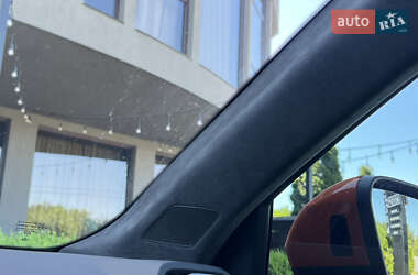 Внедорожник / Кроссовер Audi Q3 2020 в 
