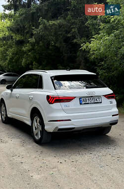 Внедорожник / Кроссовер Audi Q3 2019 в 