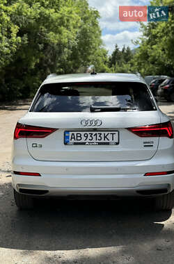 Внедорожник / Кроссовер Audi Q3 2019 в 