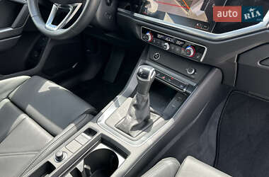 Внедорожник / Кроссовер Audi Q3 2024 в 