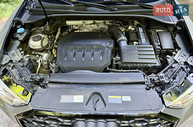 Внедорожник / Кроссовер Audi Q3 2021 в 