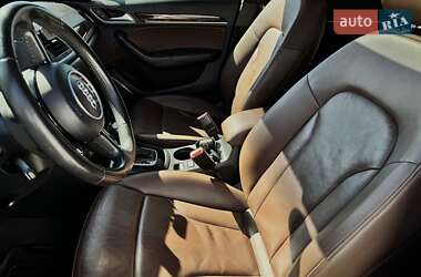 Внедорожник / Кроссовер Audi Q3 2014 в 