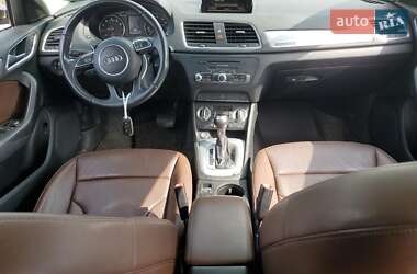 Внедорожник / Кроссовер Audi Q3 2015 в 