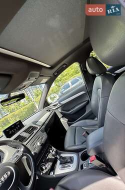 Внедорожник / Кроссовер Audi Q3 2016 в 
