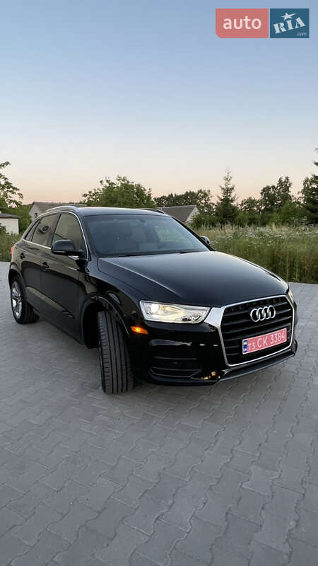 Внедорожник / Кроссовер Audi Q3 2016 в Подволочиске