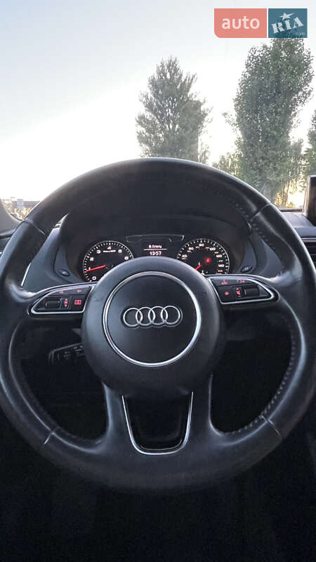 Внедорожник / Кроссовер Audi Q3 2016 в Подволочиске