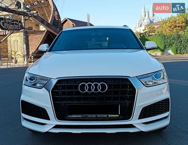 Внедорожник / Кроссовер Audi Q3 2017 в Одессе