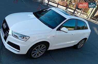 Внедорожник / Кроссовер Audi Q3 2017 в 