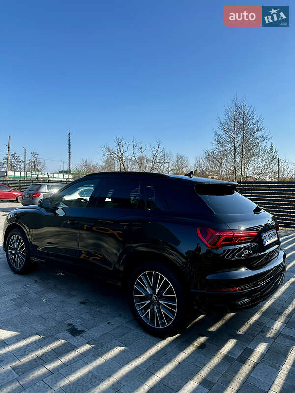Внедорожник / Кроссовер Audi Q3 2021 в Львове