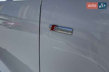 Внедорожник / Кроссовер Audi Q3 2017 в 