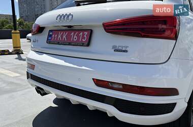 Внедорожник / Кроссовер Audi Q3 2017 в 