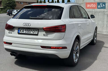Позашляховик / Кросовер Audi Q3 2017 в 