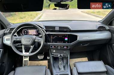 Позашляховик / Кросовер Audi Q3 2019 в 