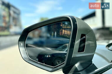 Внедорожник / Кроссовер Audi Q3 2022 в 